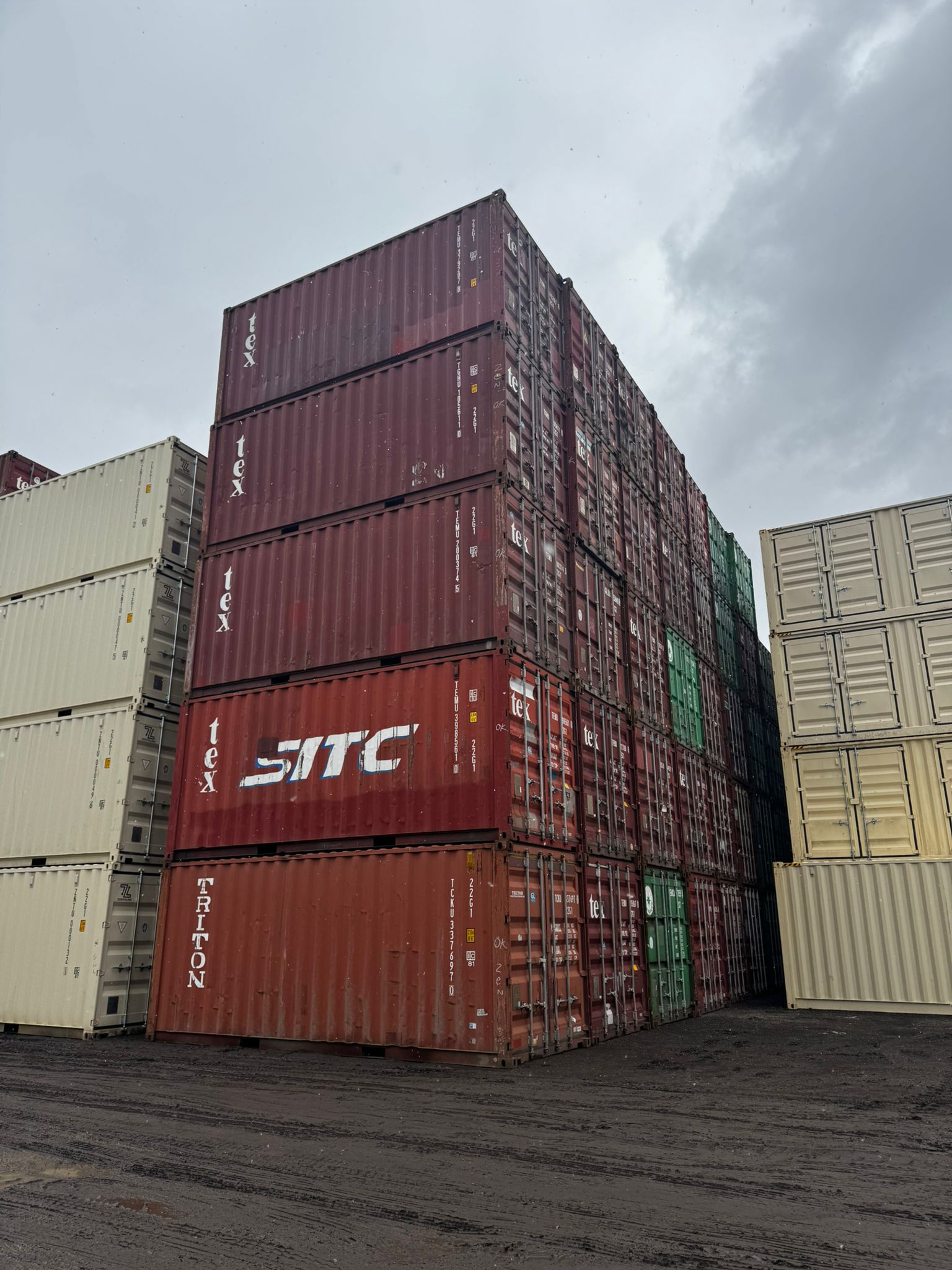 20ft used shipping containers stacked at Lyonheart Containers yard Ontario